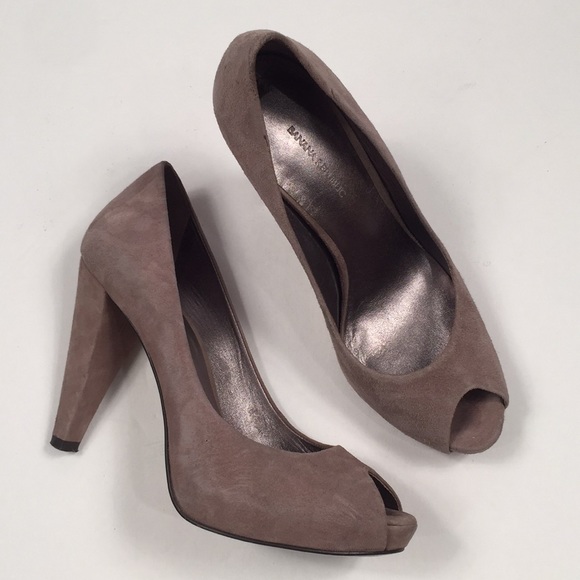 Banana Republic Shoes - Banana Republic tan suede leather heels size 6.5